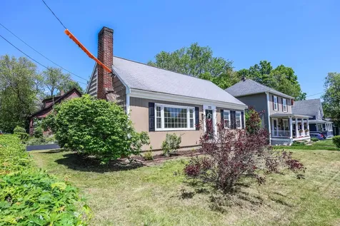 798 Hanover Street Manchester NH 03104