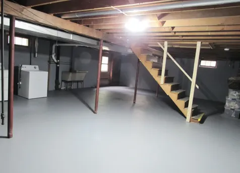 798 Hanover Street Manchester NH 03104