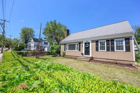 798 Hanover Street Manchester NH 03104