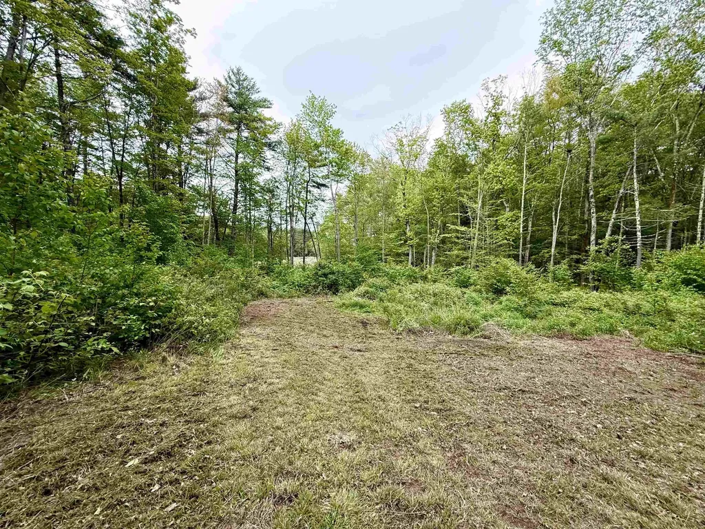 41-48 Meindl Road Raymond NH 03077