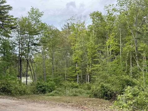 41-48 Meindl Road Raymond NH 03077
