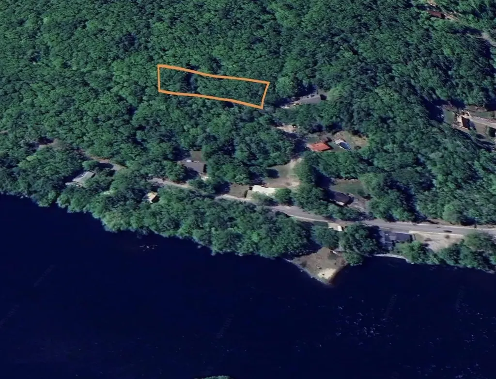 Windsor Terrace Road Webster NH 03303