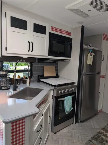 2237 Mann's Hill Road Littleton NH 03561