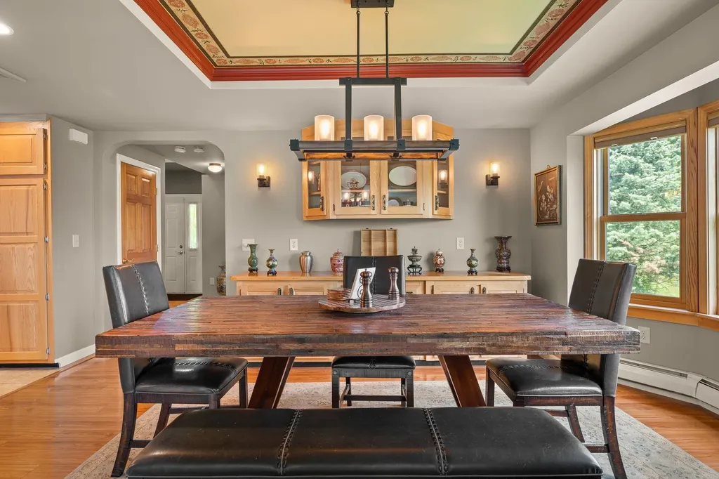 79 Apple Blossom Road Barre Town VT 05641