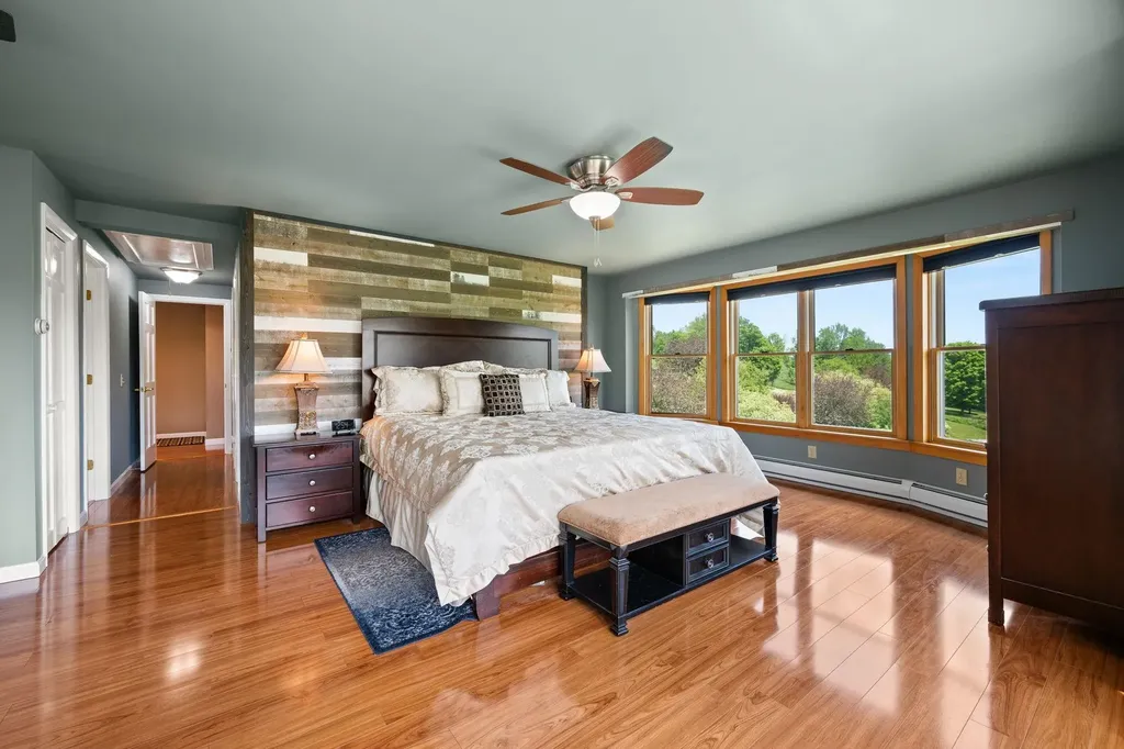 79 Apple Blossom Road Barre Town VT 05641