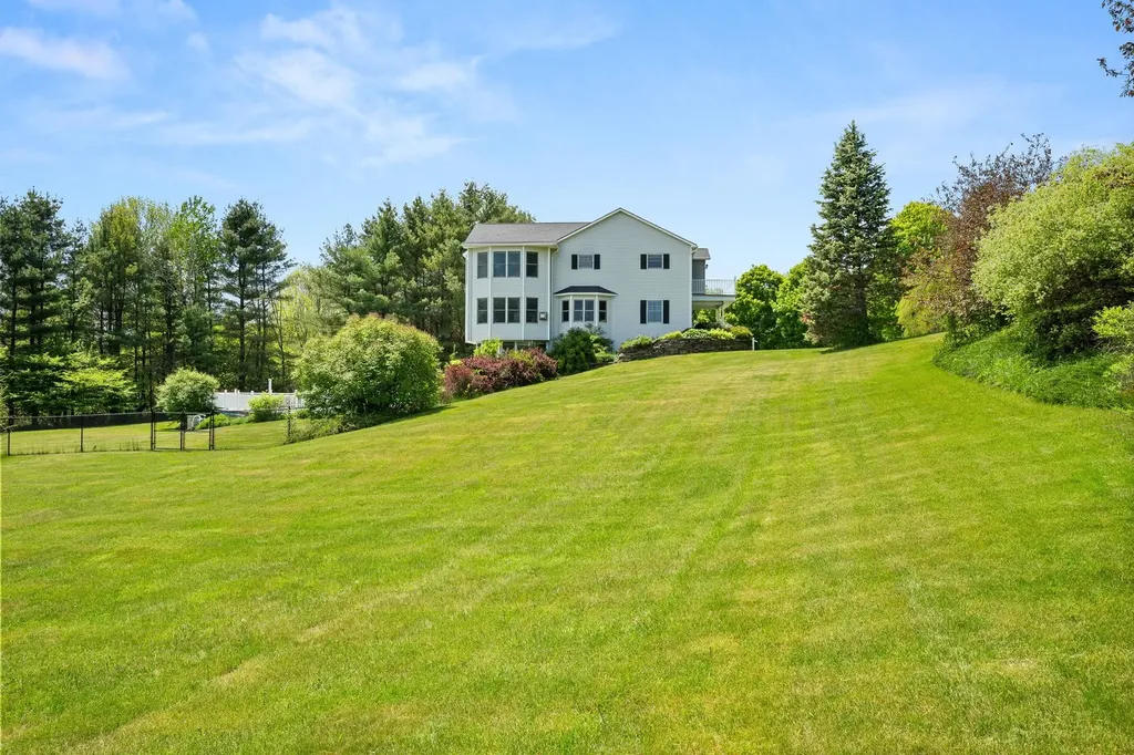 79 Apple Blossom Road Barre Town VT 05641