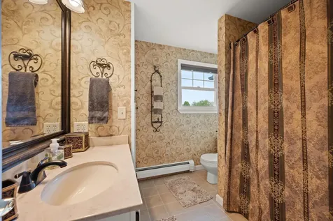 79 Apple Blossom Road Barre Town VT 05641