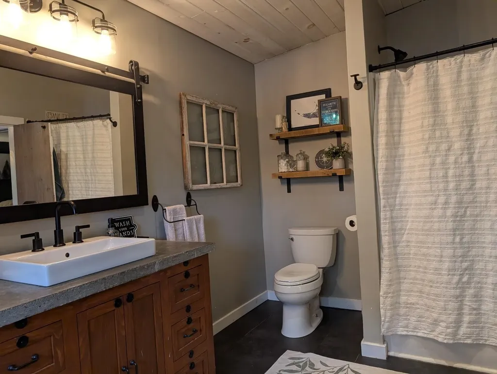 175 Rolfe Pond Drive Hopkinton NH 03229