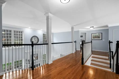 1 Dorothys Way Bedford NH 03110
