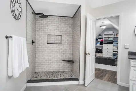 1 Dorothys Way Bedford NH 03110