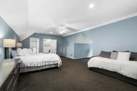 1 Dorothys Way Bedford NH 03110