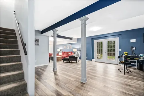 1 Dorothys Way Bedford NH 03110