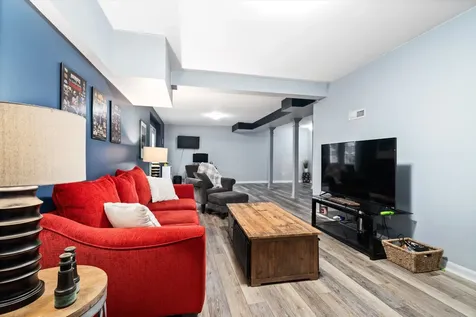 1 Dorothys Way Bedford NH 03110