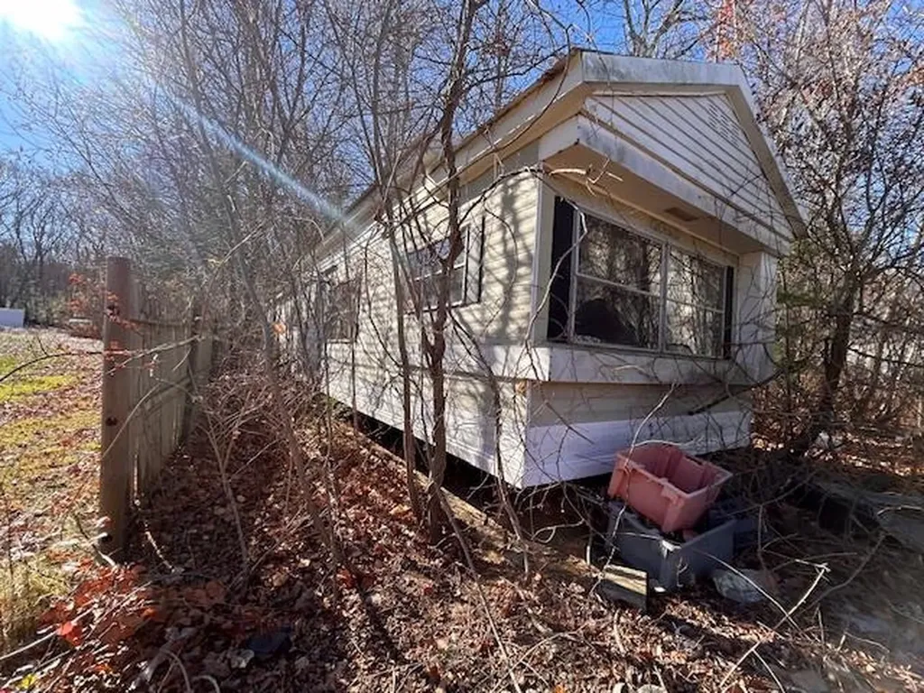 84 South Main Street Seabrook NH 03874