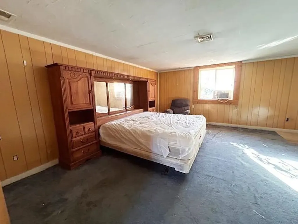 84 South Main Street Seabrook NH 03874