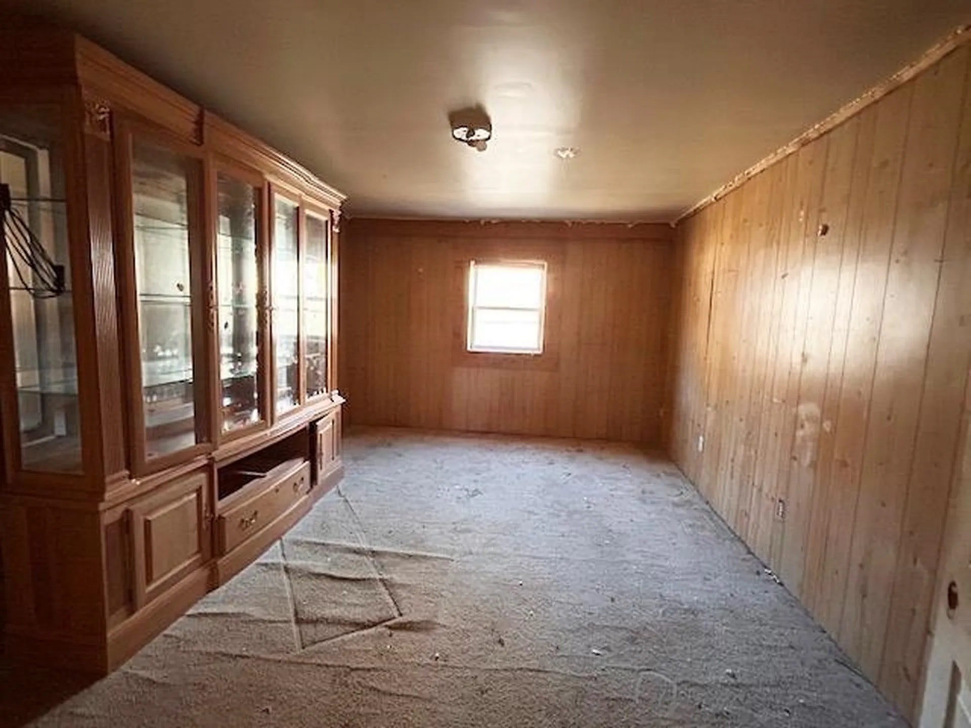 84 South Main Street Seabrook NH 03874