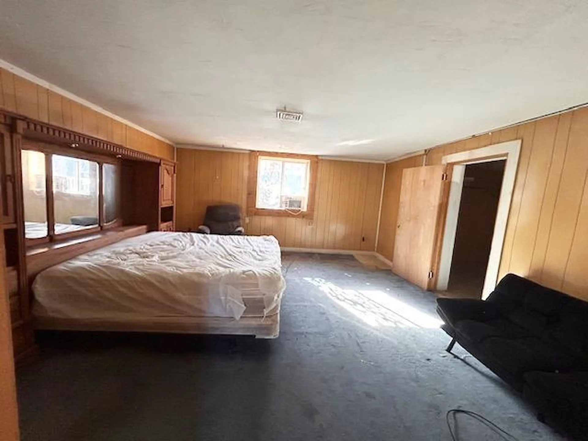 84 South Main Street Seabrook NH 03874