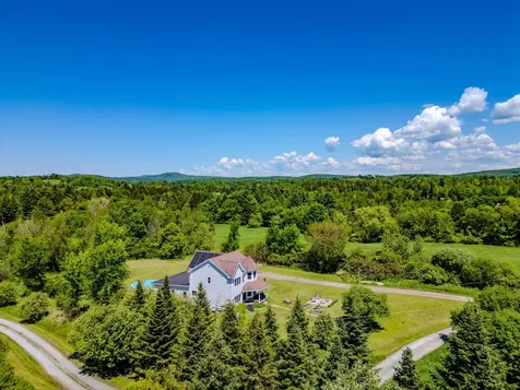 190 Decker Road Georgia VT 05468