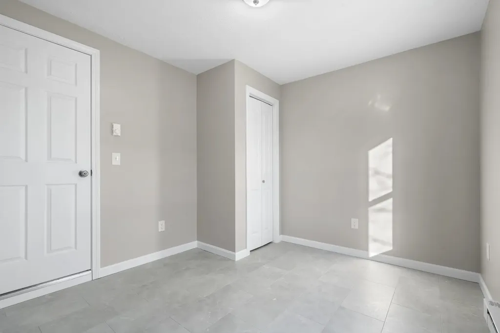 12 Middle Street Nashua NH 03060