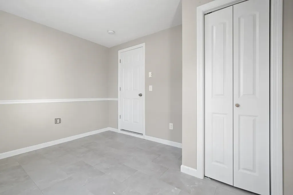 12 Middle Street Nashua NH 03060