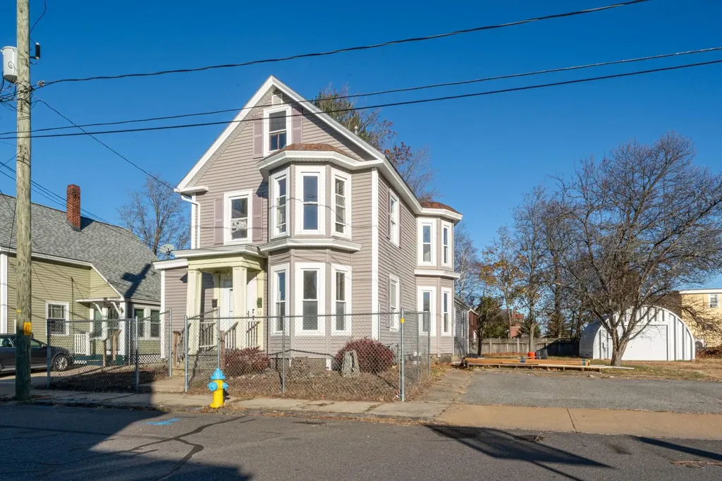 12 Middle Street Nashua NH 03060