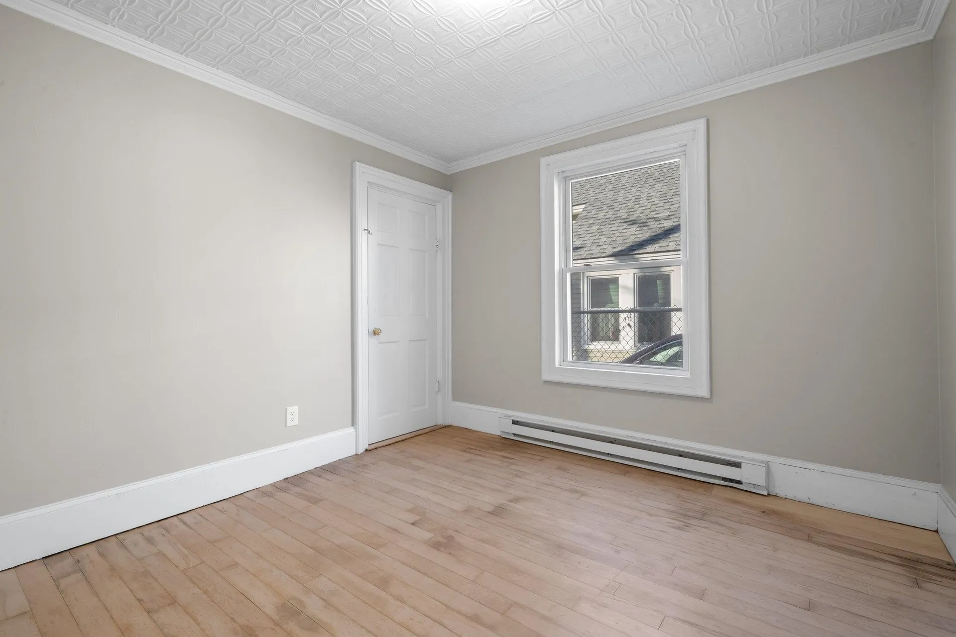 12 Middle Street Nashua NH 03060