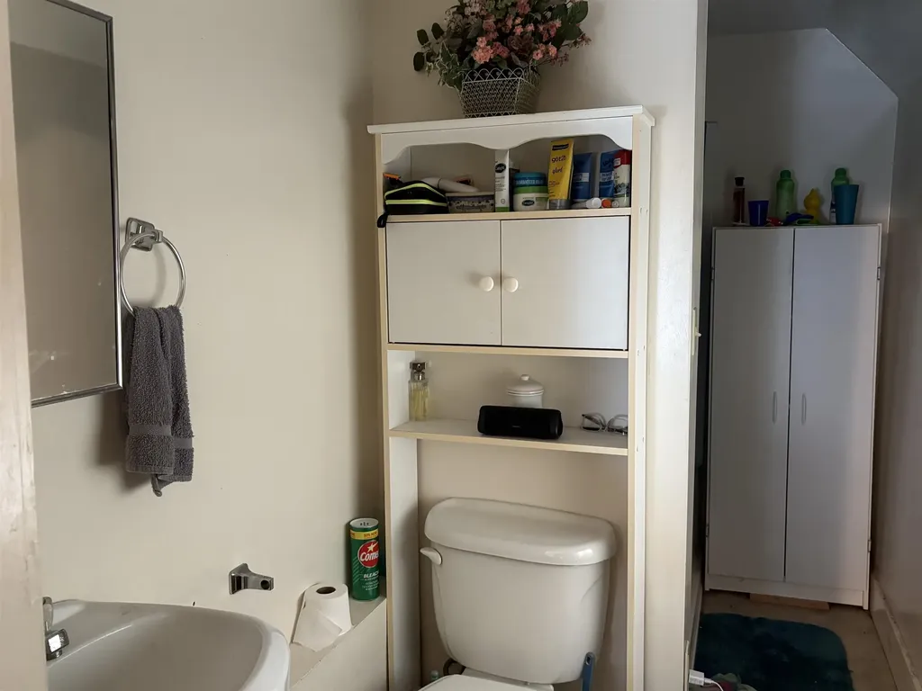 346 Lake Avenue Manchester NH 03103