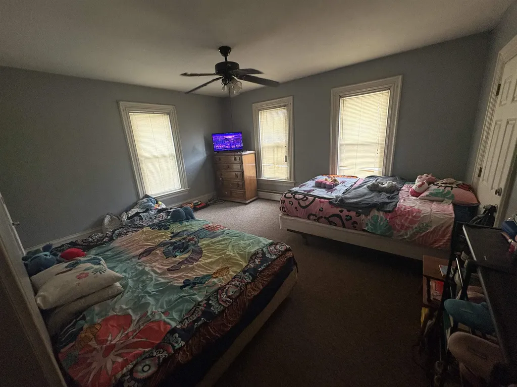 346 Lake Avenue Manchester NH 03103