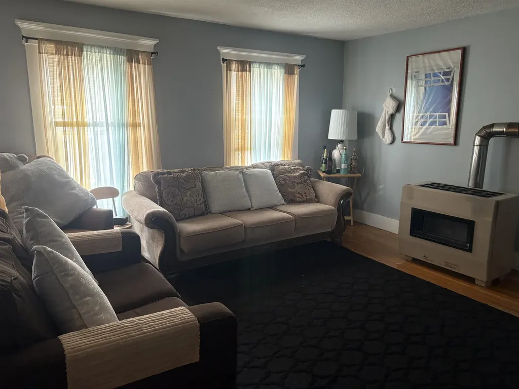 346 Lake Avenue Manchester NH 03103