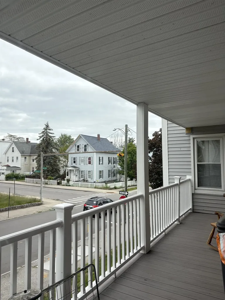 346 Lake Avenue Manchester NH 03103