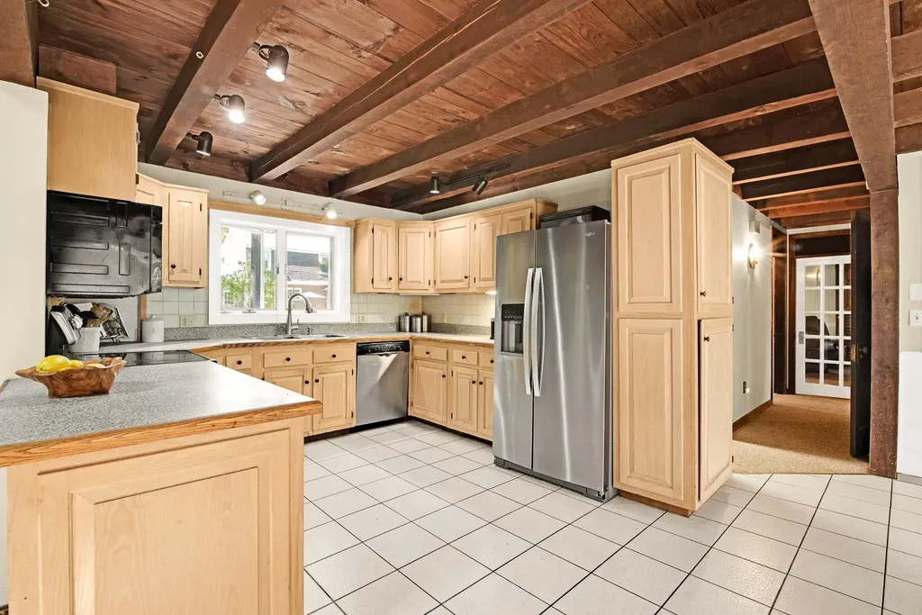 23 Cedarview Lane Hampton NH 03842