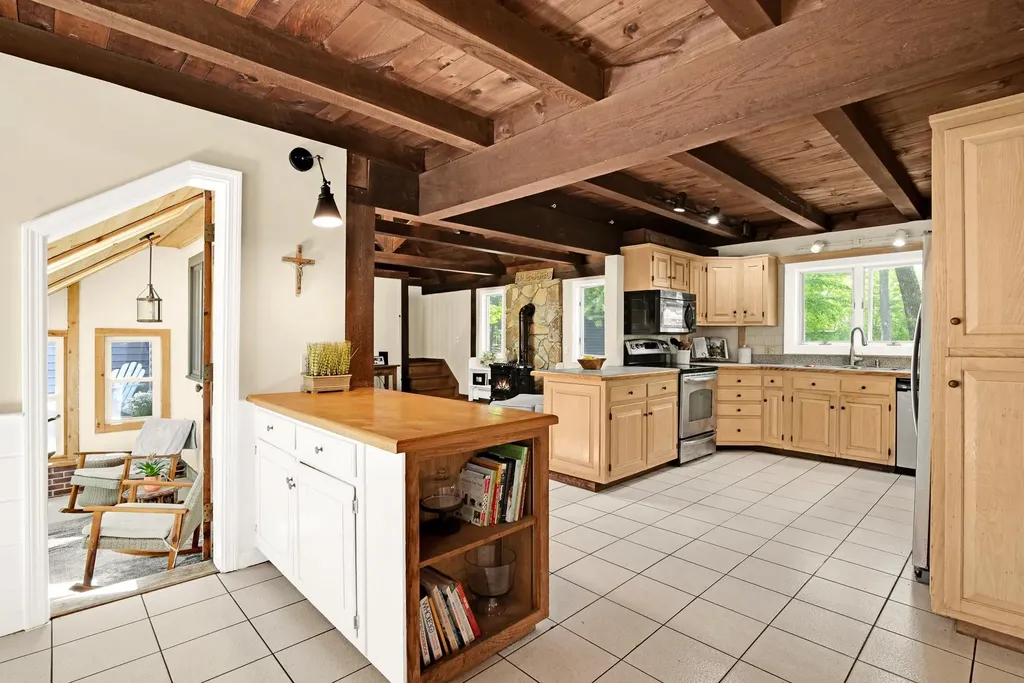 23 Cedarview Lane Hampton NH 03842