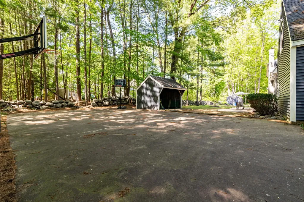 23 Cedarview Lane Hampton NH 03842