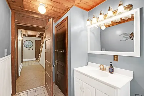 23 Cedarview Lane Hampton NH 03842