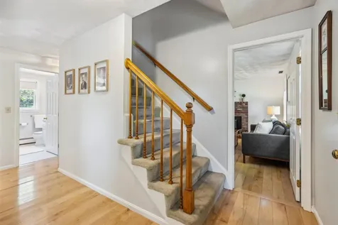 24 Theresa Avenue Salem NH 03079