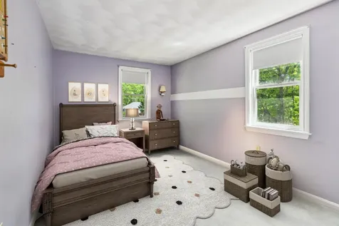 24 Theresa Avenue Salem NH 03079