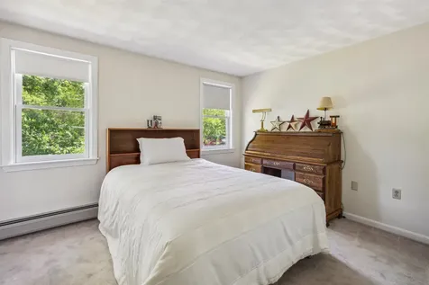 24 Theresa Avenue Salem NH 03079