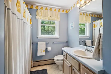 24 Theresa Avenue Salem NH 03079