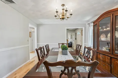 24 Theresa Avenue Salem NH 03079
