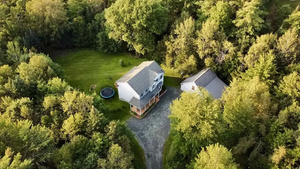 42 Pheasant Lane Canaan NH 03741