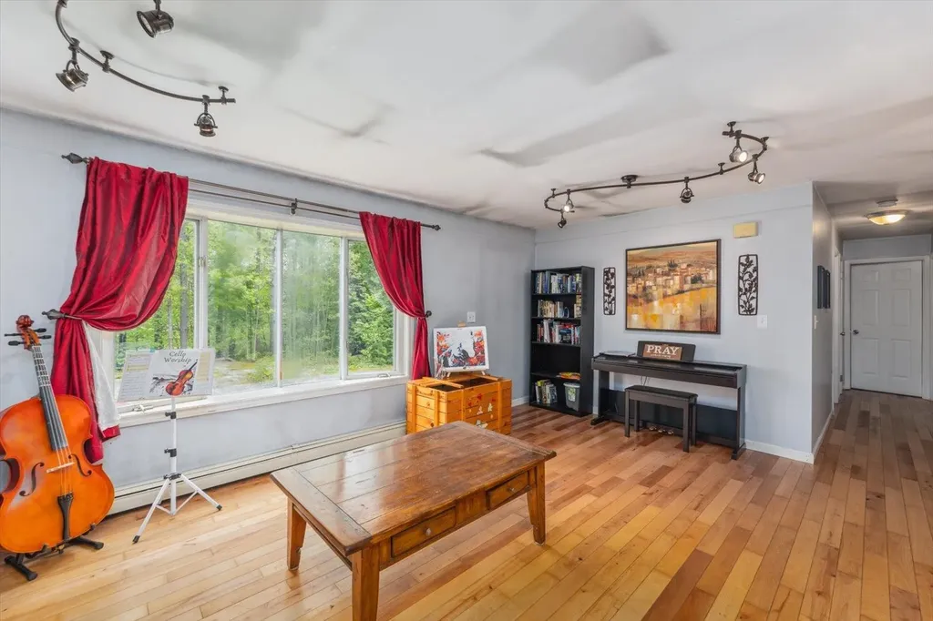 598 Fullam Hill Road Fitzwilliam NH 03447