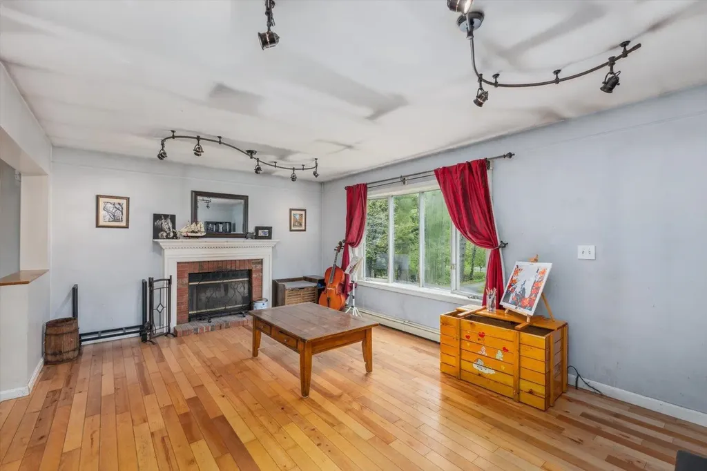 598 Fullam Hill Road Fitzwilliam NH 03447