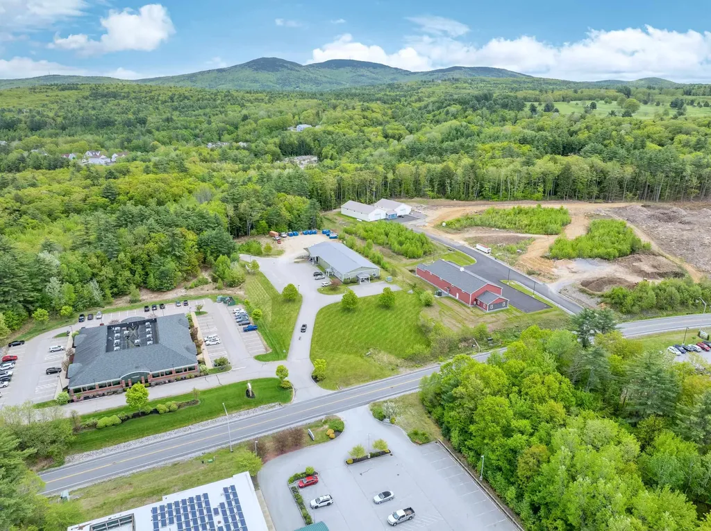 359 Hounsell Avenue Gilford NH 03249