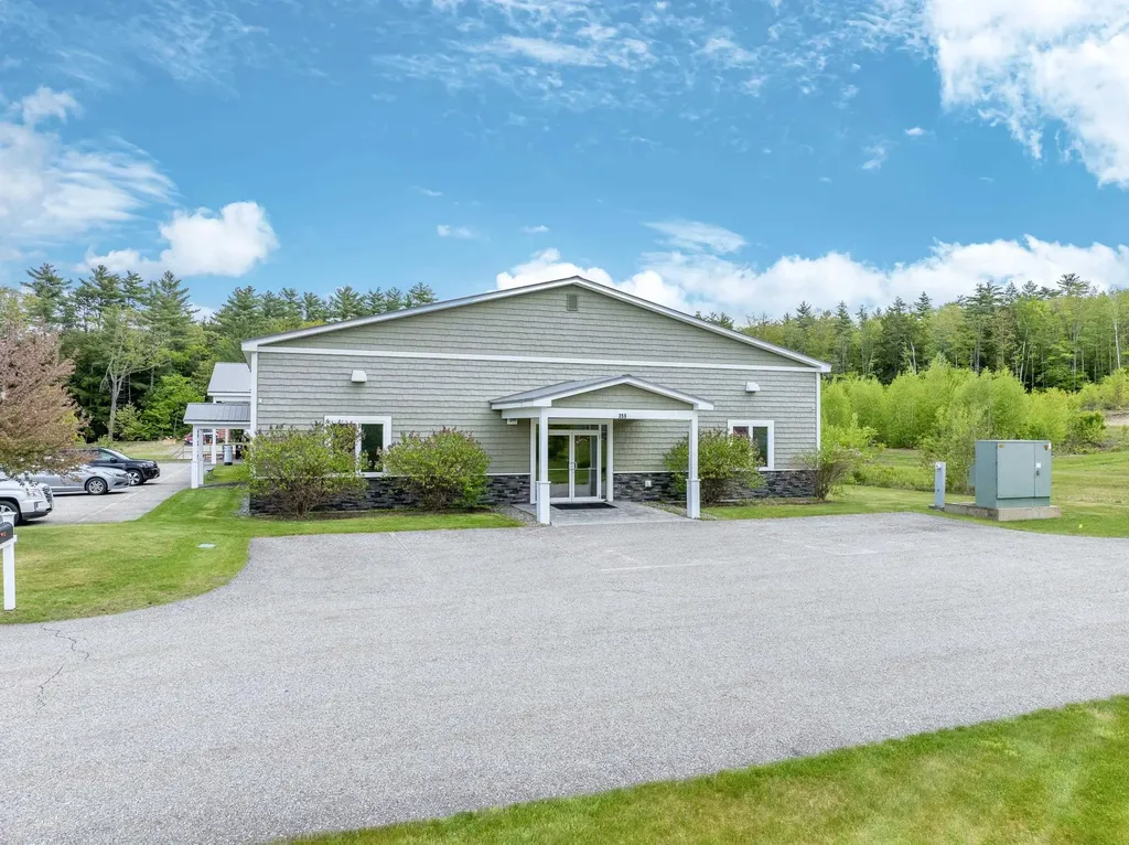 359 Hounsell Avenue Gilford NH 03249