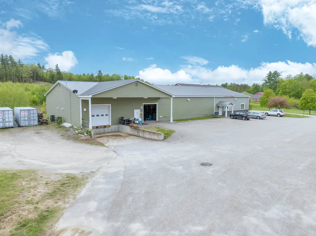 359 Hounsell Avenue Gilford NH 03249