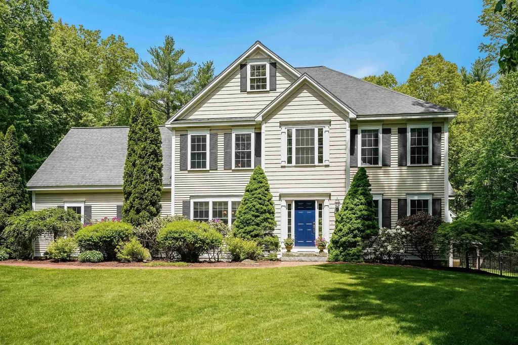 21 Wiggin Road Bedford NH 03110