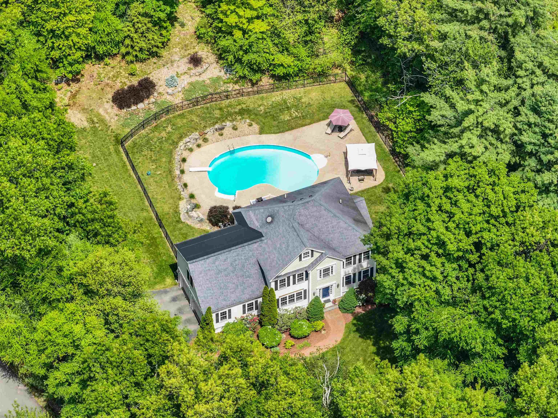 21 Wiggin Road Bedford NH 03110