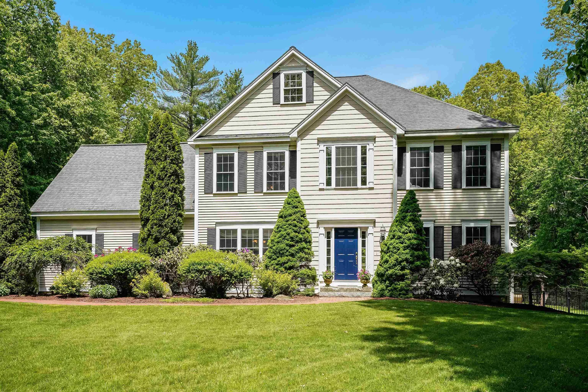 21 Wiggin Road Bedford NH 03110