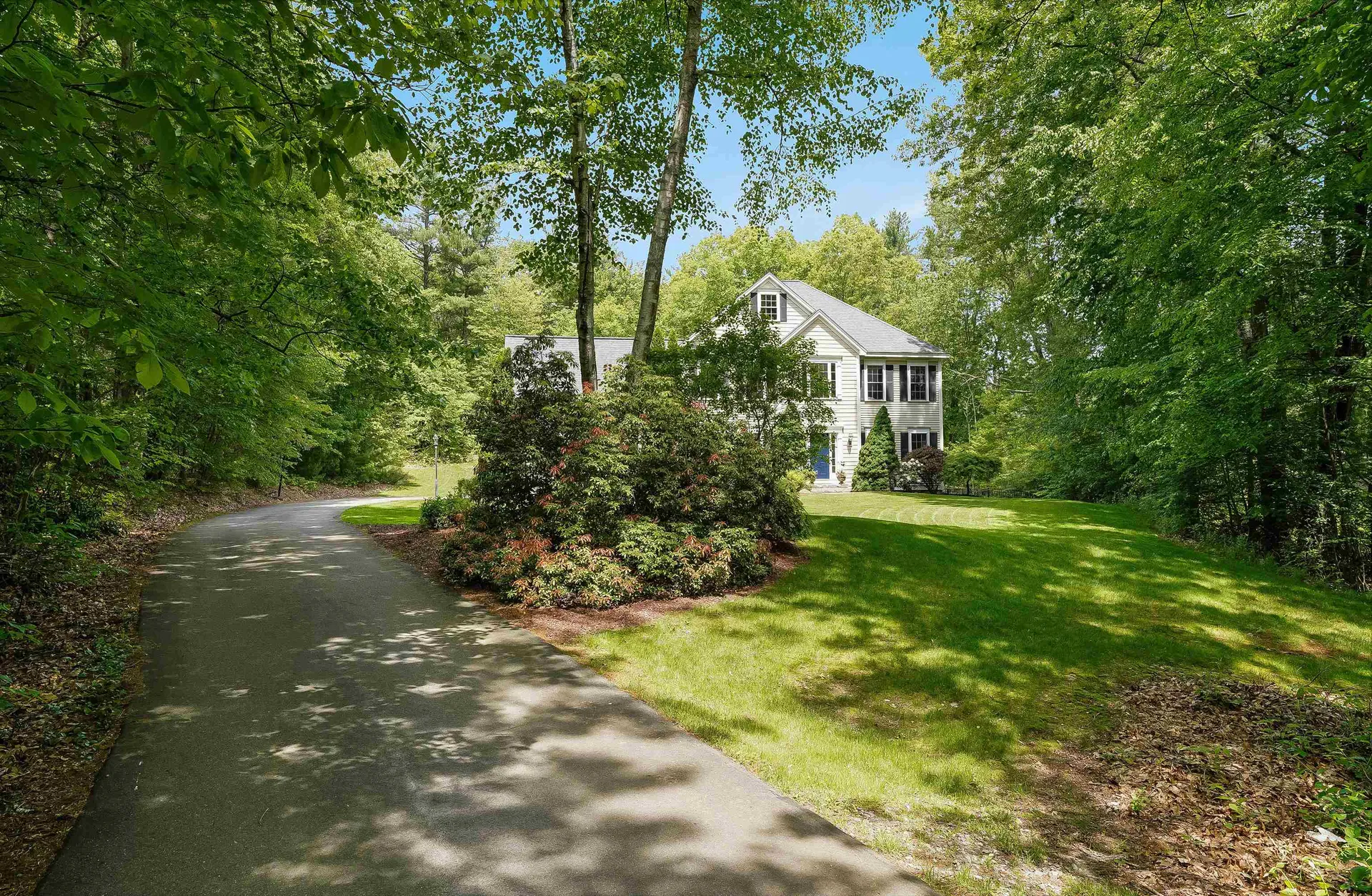 21 Wiggin Road Bedford NH 03110