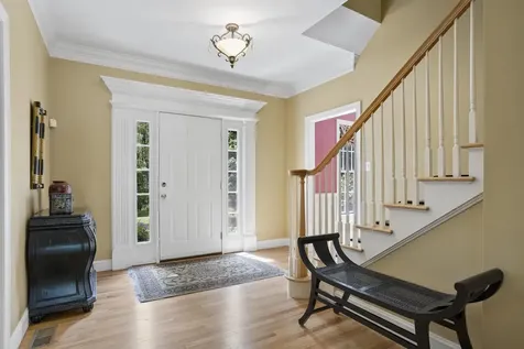 21 Wiggin Road Bedford NH 03110